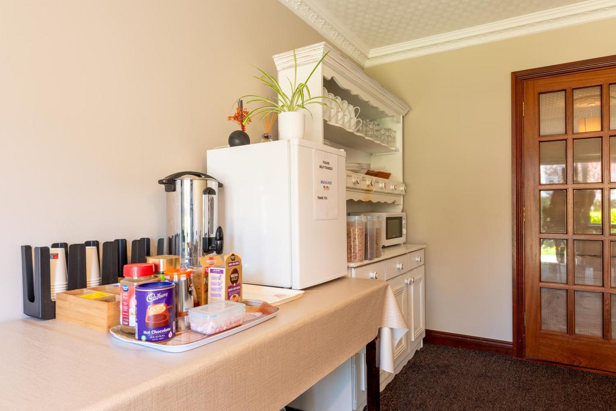 فندق Avalon House غالواي المظهر الخارجي الصورة