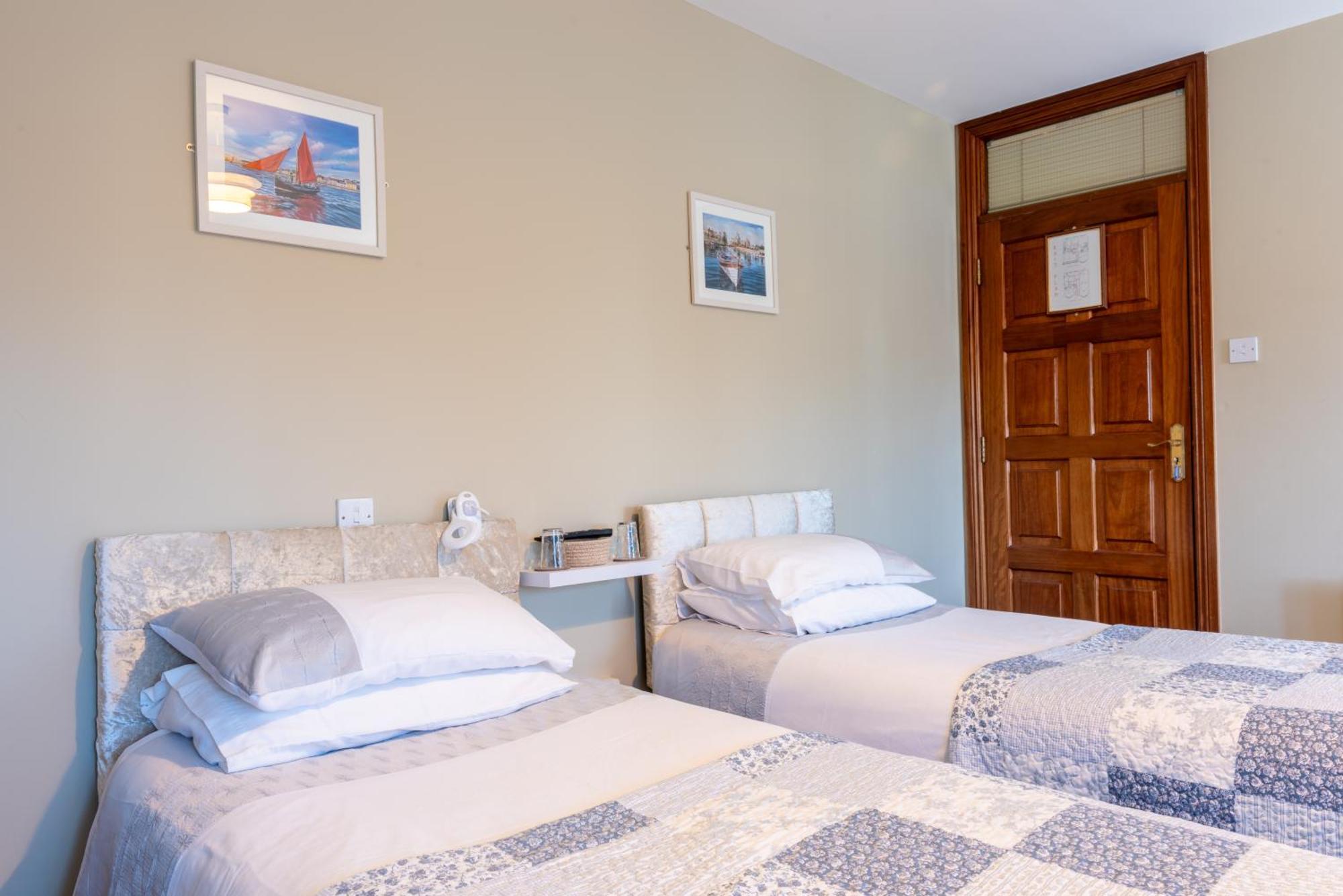 فندق Avalon House غالواي المظهر الخارجي الصورة